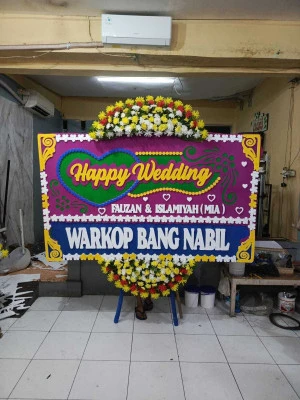 Papan Bunga di Plipir Purworejo
