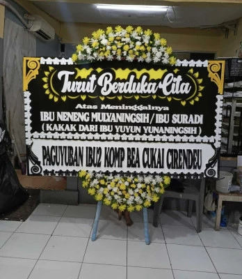 Papan Bunga di Plipir Purworejo
